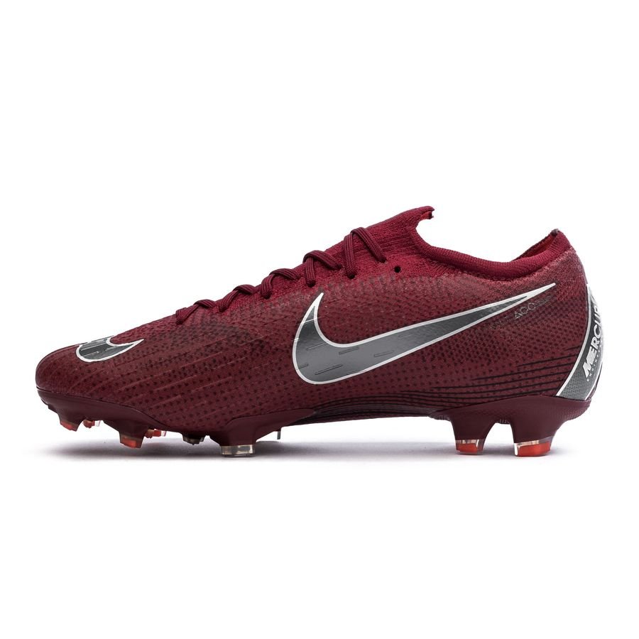 nike burgundy football boots