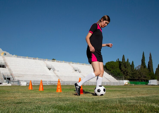 Round the Square Dribble Drill